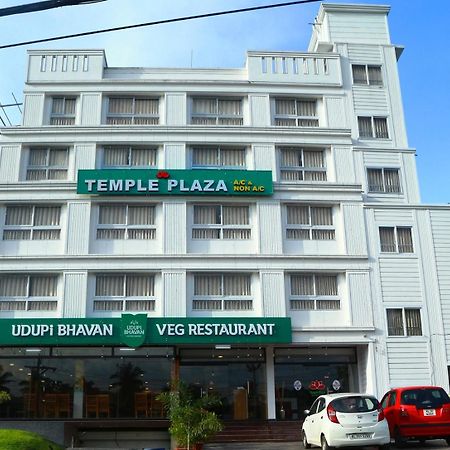 Hotel Temple Plaza Kochi Chottanikara Exteriér fotografie